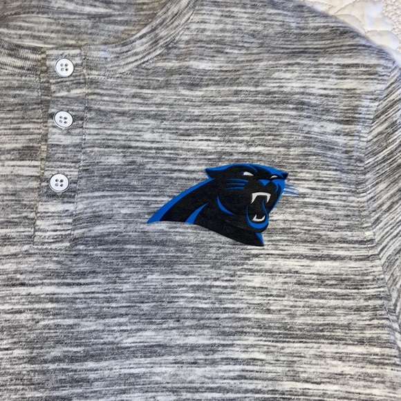 Carolina Panthers Tee-Shirt Size Small - Picture 2 of 4